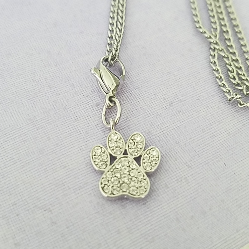 Puppy paw necklace. 10 in chain. Adjustable clasp.